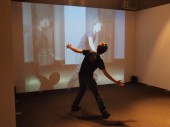 松村誠一郎《Dancing Mirror》(C)seiichiro MATSUMURA