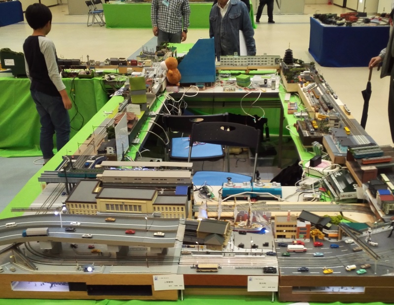 鉄道模型ジオラマ作成ワークショップ | 川崎市市民ミュージアム