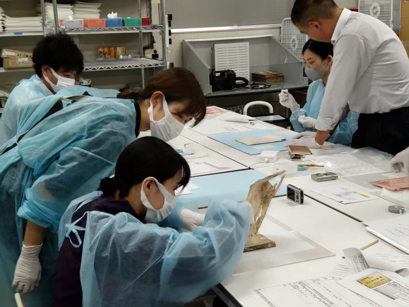 水損紙資料の応急処置